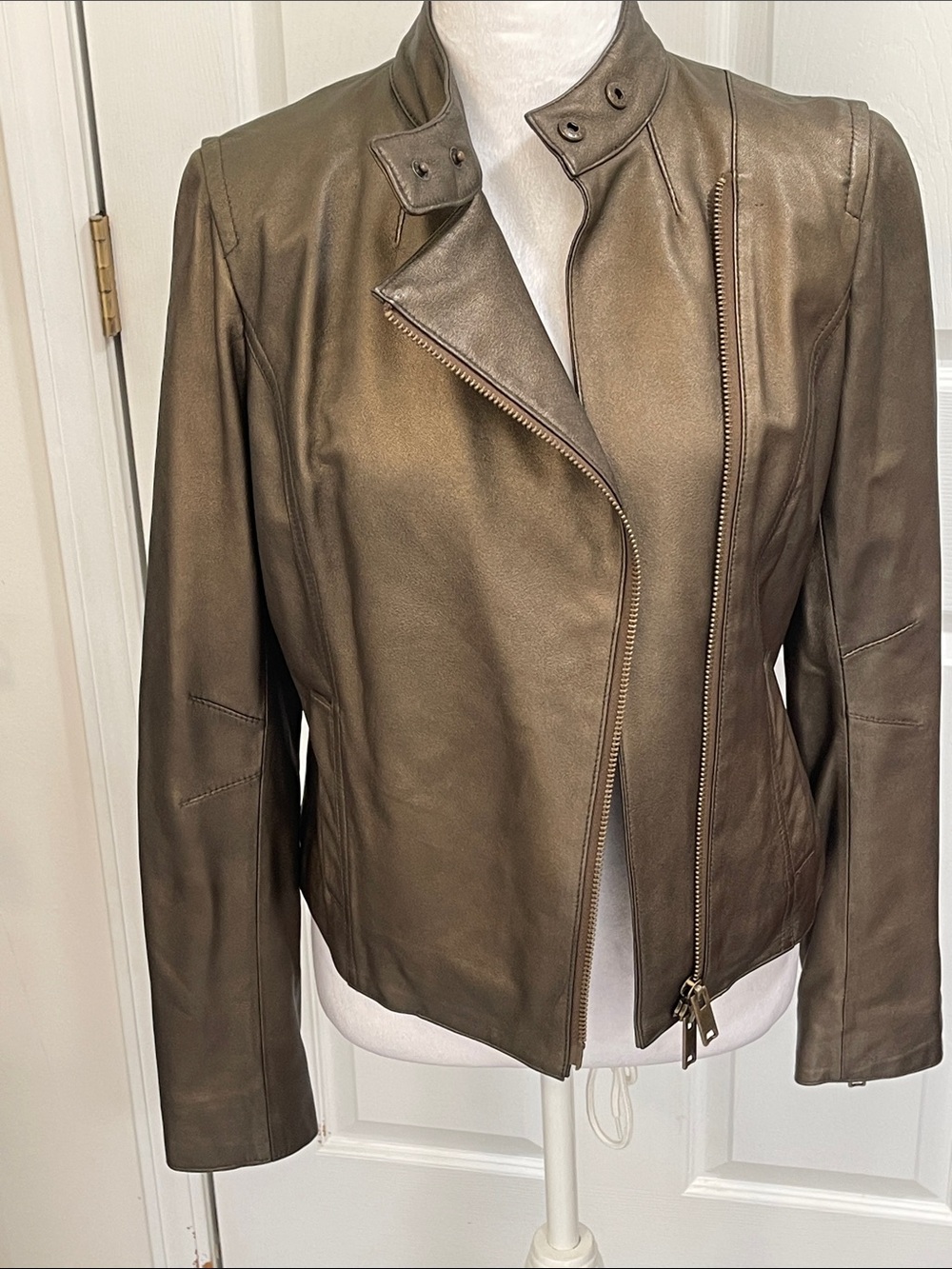 DKNYC Women’s Olive Brown Lamb Skin Leather Moto Jacket Size m